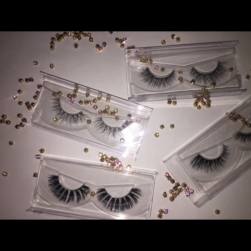 Eyelashes - Picture 7 of 8